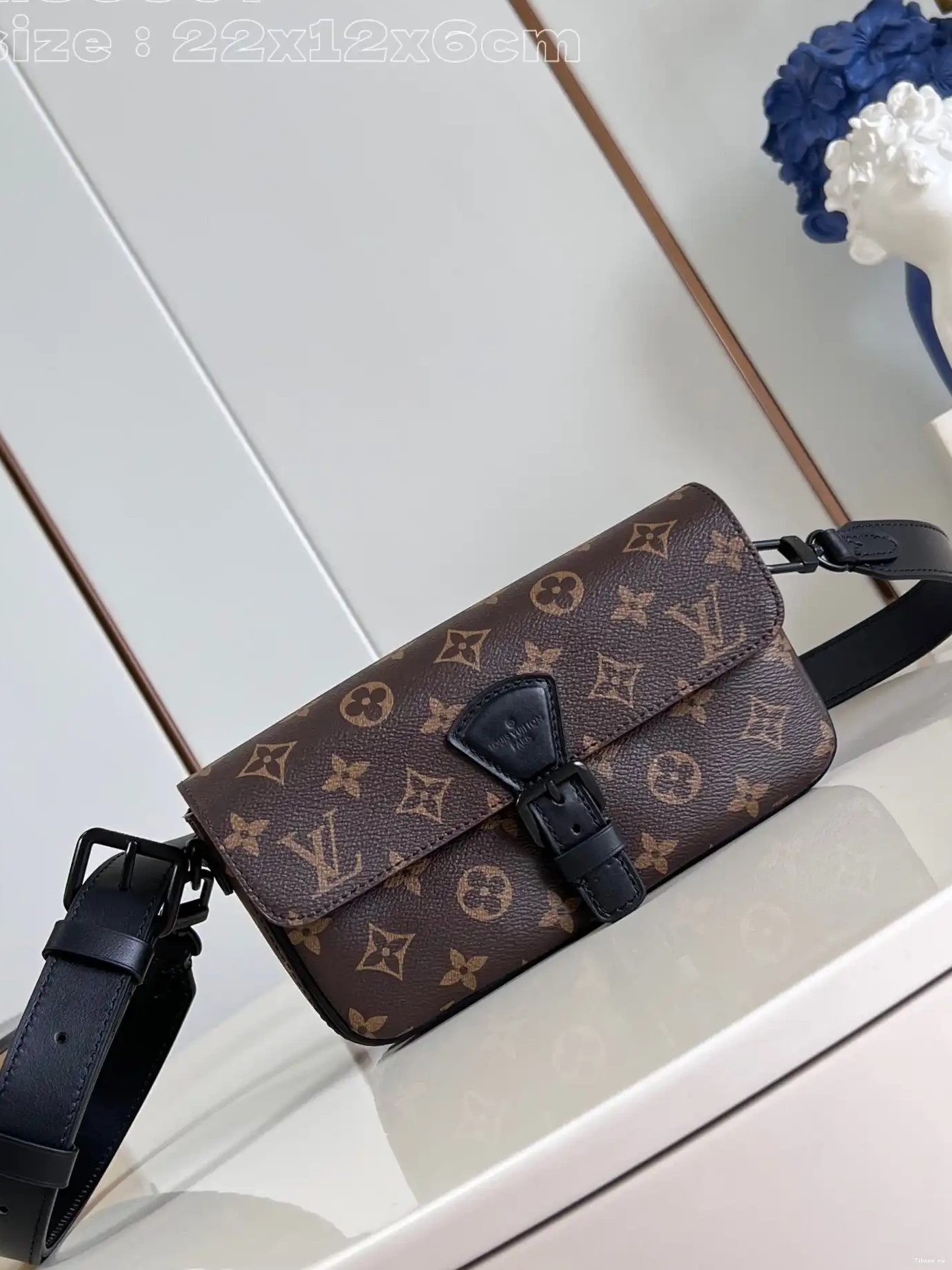 Cheap Wallet LOUIS VUITTON Wearable Montsouris 0619